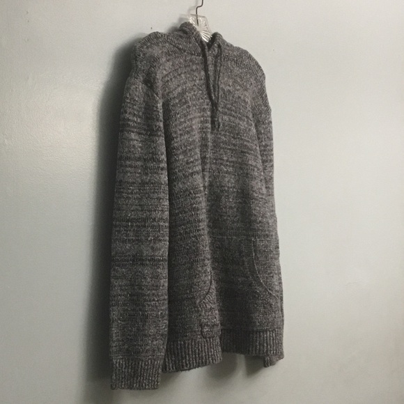 Old Navy extra large sweater with hoodie - Picture 9 of 13